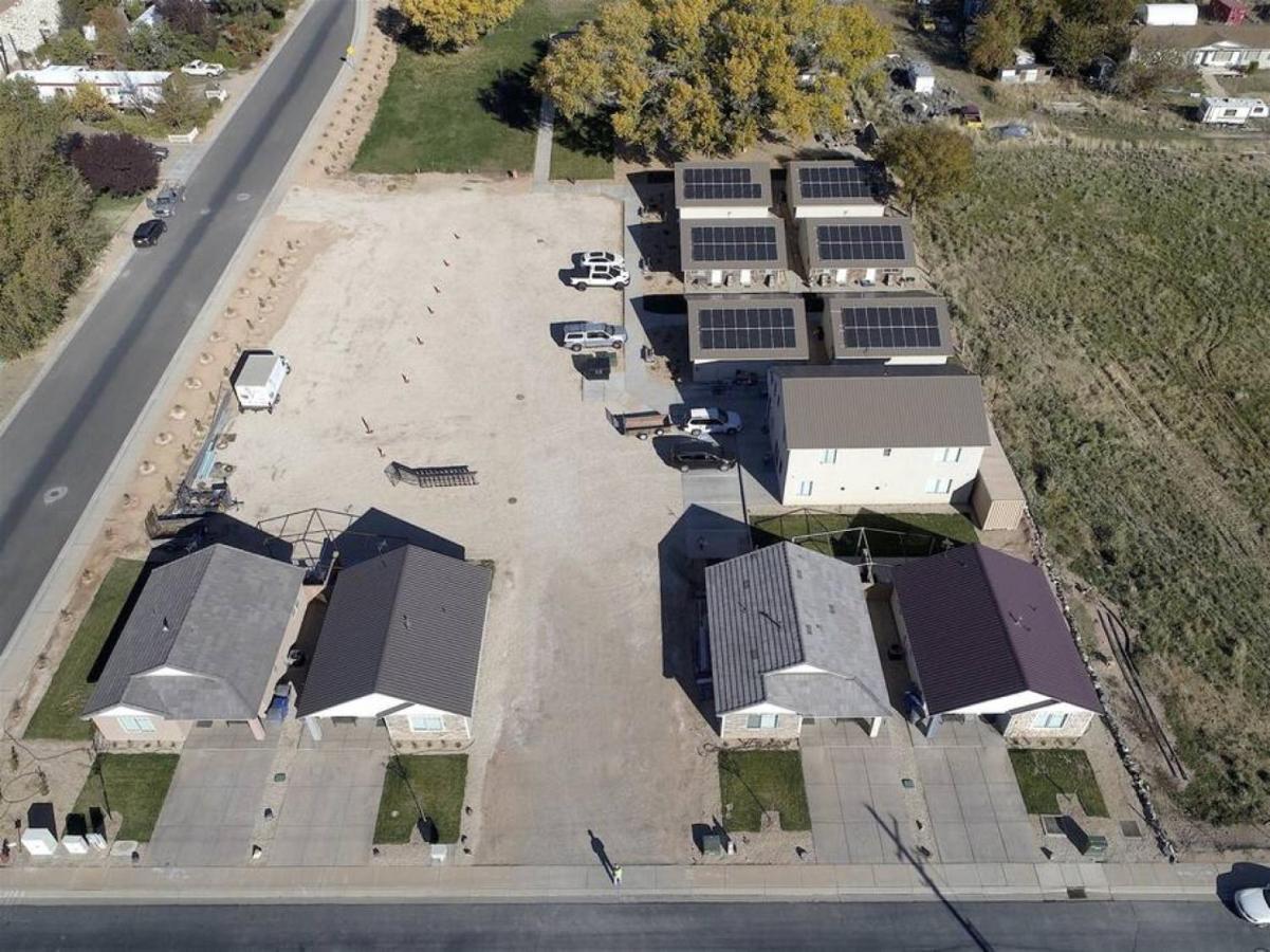 Zc2 Home Base For Zion With Two Masters La Verkin Exterior photo